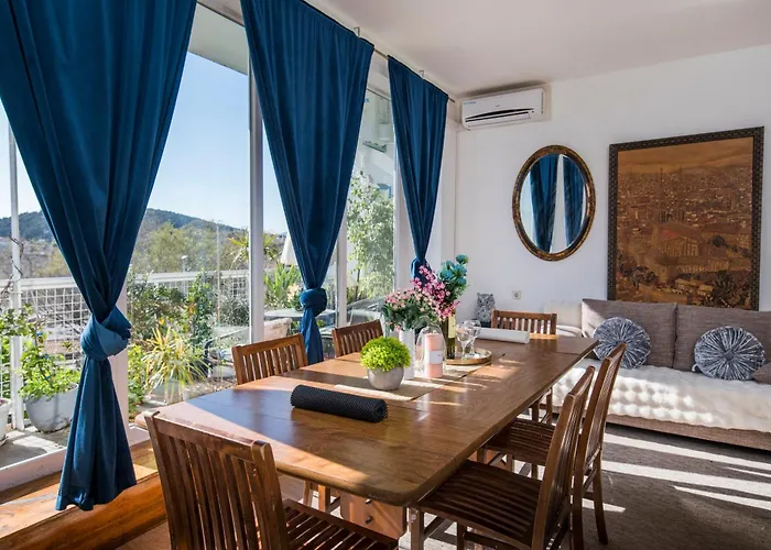 Apartment Sea View Centar Xxl