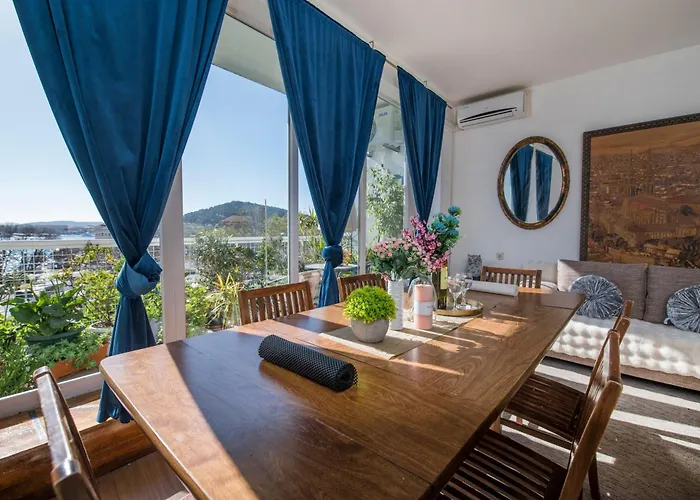 Sea View Centar Xxl Apartment